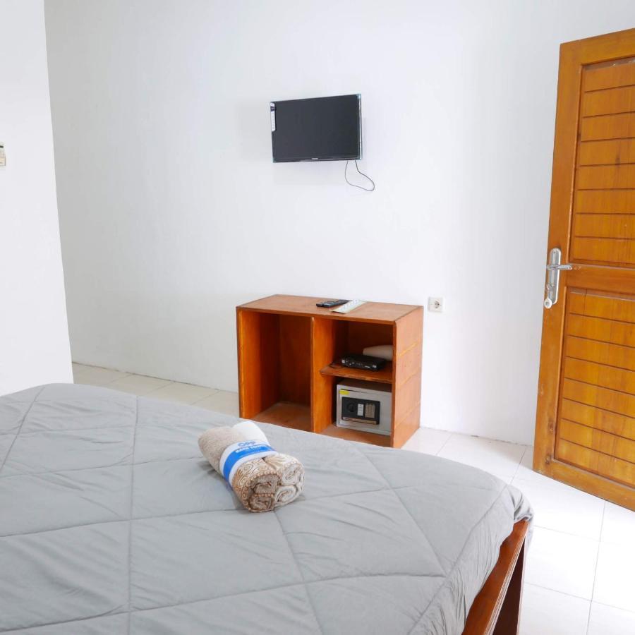 Apartamento Rumah Side Gili Trawangan Exterior foto