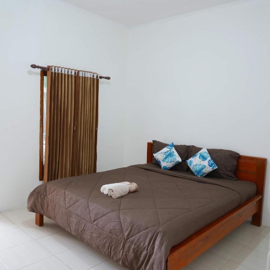 Apartamento Rumah Side Gili Trawangan Exterior foto