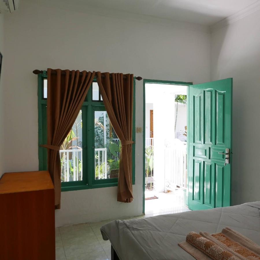 Apartamento Rumah Side Gili Trawangan Exterior foto