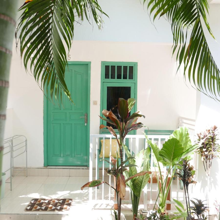 Apartamento Rumah Side Gili Trawangan Exterior foto