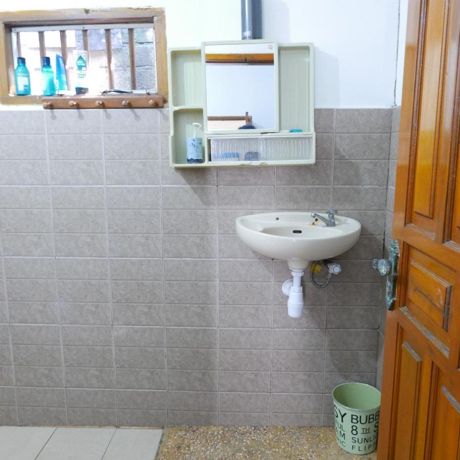 Apartamento Rumah Side Gili Trawangan Exterior foto